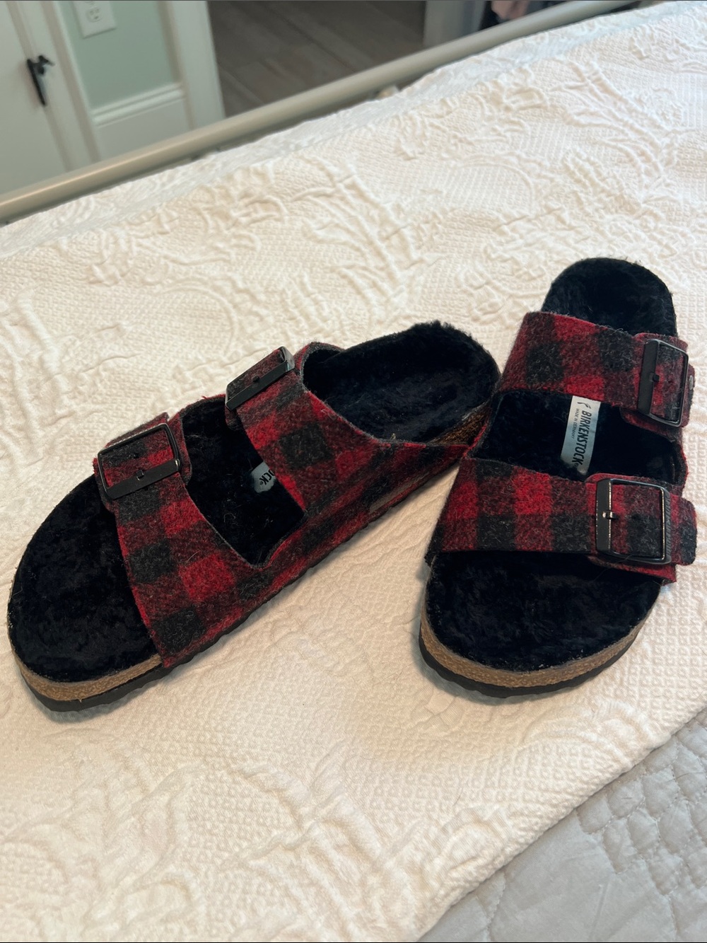 Birkenstock 40 Arizona plaid shoes
